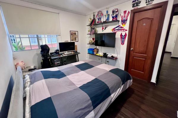 Vendo casa unifamiliar en ph castel novo – espaciosa y lista para ocupar