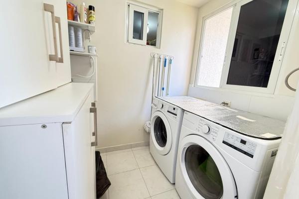 Sale of apartment in torres de versalles ii building