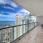 Apartamento en planta alta en punta pacífica, panamá