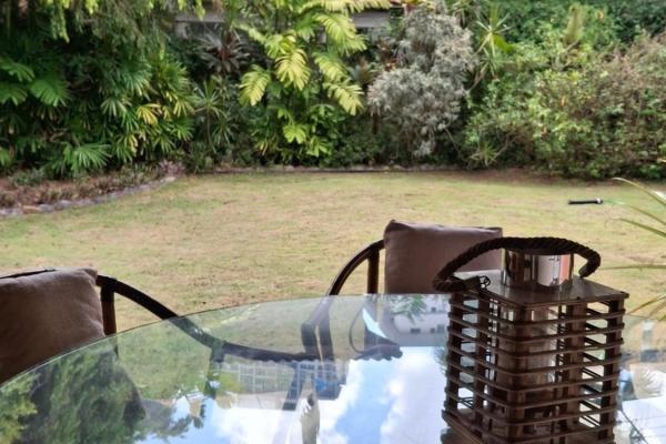House in la loma with a large patio