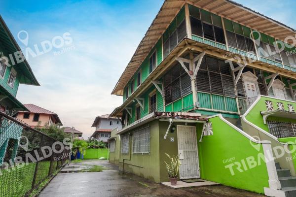 Building for sale in colon