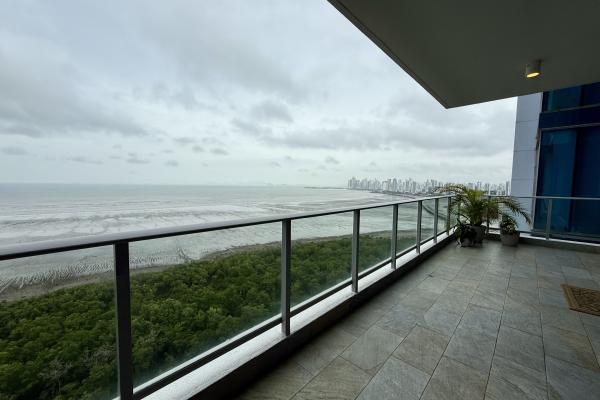 Venta de apartamento en ph regalia en costa del este
