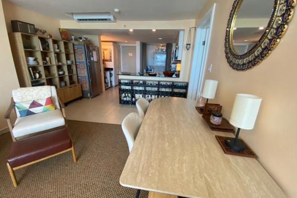 Apartamento frente al mar en coronado bay: dos estudios fusionados