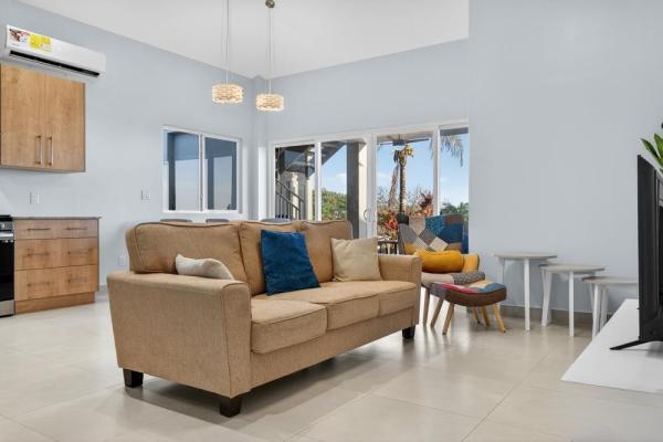 Casa moderna con vista al mar en andromeda estates pedasi