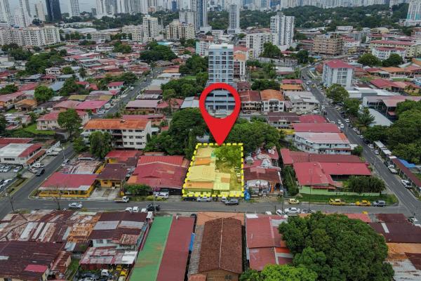 Venta de terreno comercial en parque lefevre