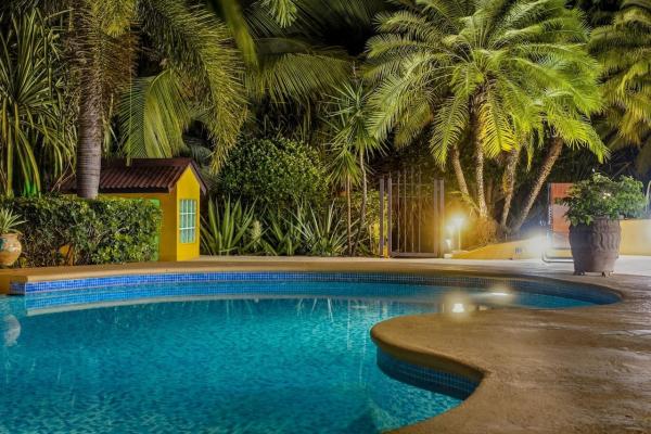 Casa tropical de 3 dormitorios hacienda pacifica