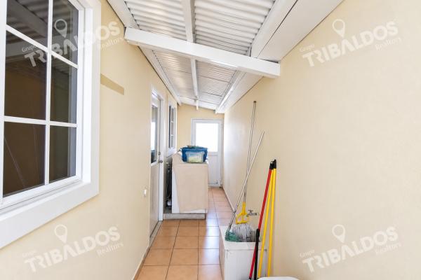 Venta de casa adosada en villa de las azores en villa lucre