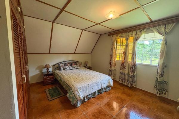 3-bedroom home on 4,115 m² lot for sale