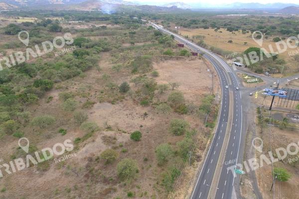 Se vende terreno en bejuco