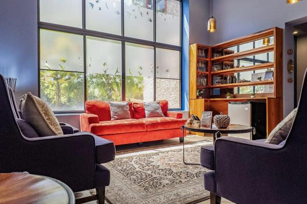 Boutique-style 8 suite luxury villa in boquete
