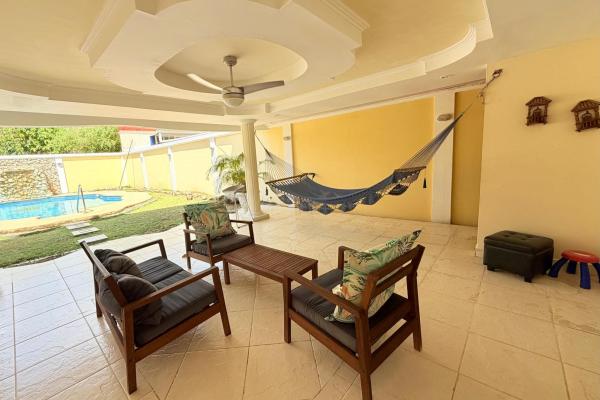 For sale:duplex house in brisas de golf, with pool