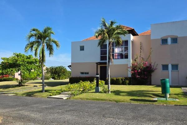 Corner townhouse in costa blanca villas decameron