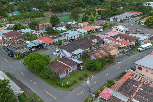 Downtown boquete corner property