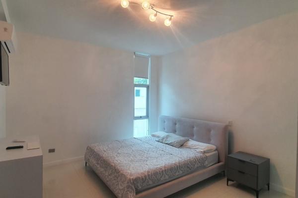 Venta casa en altos del golf con piscina propia
