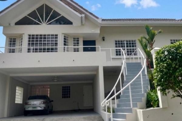 Venta de espaciosa casa en conjunto cerrado en la montañeza, brisas del gol