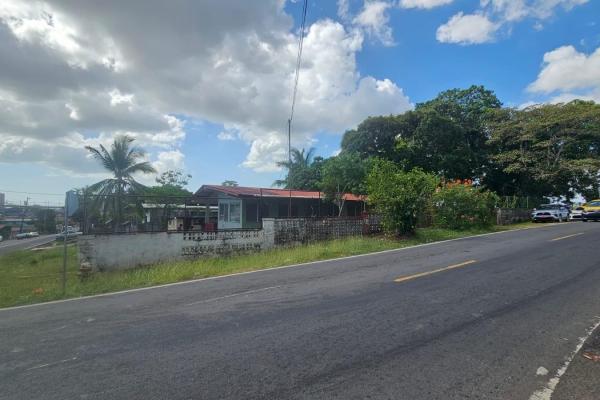 Land with house in pedregal, la florida street