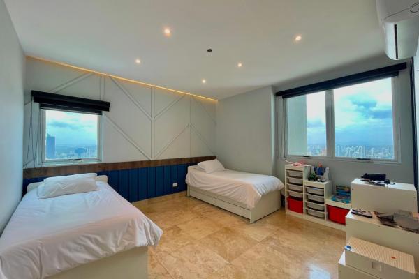 Se vende apartamento en ph q tower, punta pacifica