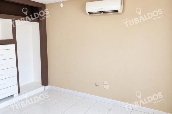 House for rent with pool in condado del rey