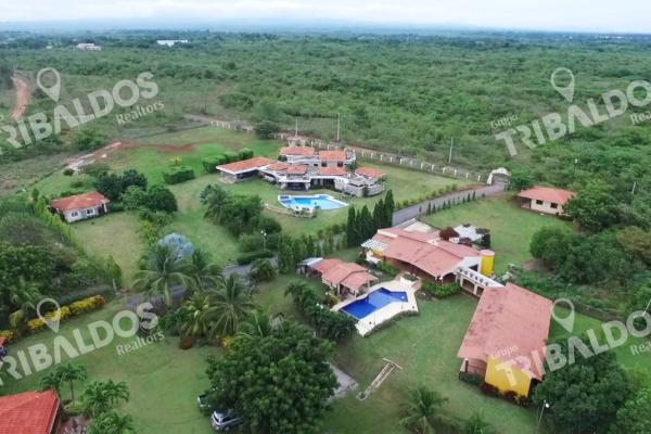 Venta de casa de playa en sea cliff, con piscina