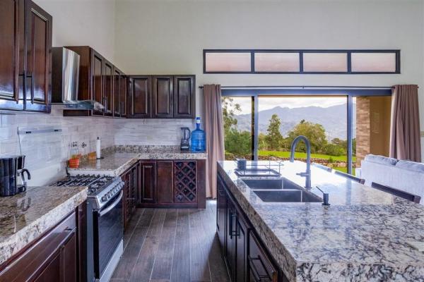 Outstanding home in cerro verde estates, boquete
