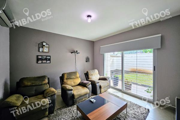 Venta de casa en dorado village en condado del rey