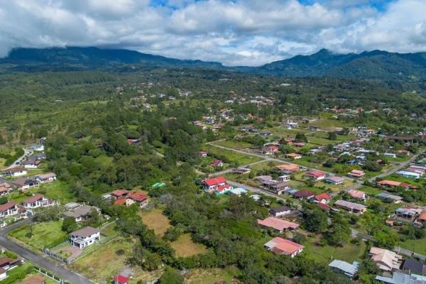 Spacious 9,229 m² flat lot in alto boquete