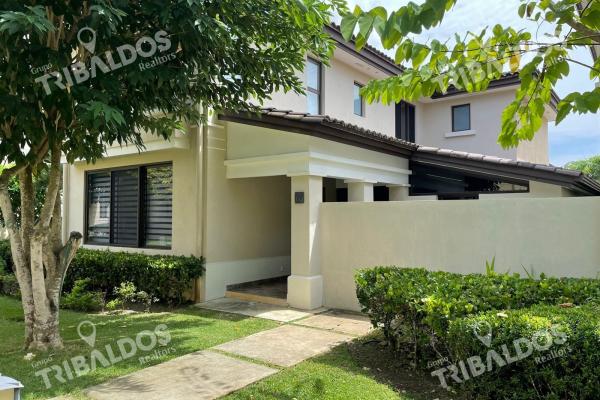 Casa en river valley
