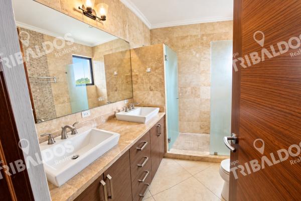 Sale of beach apartment in islamar, vistamar golf & beach - san carlos