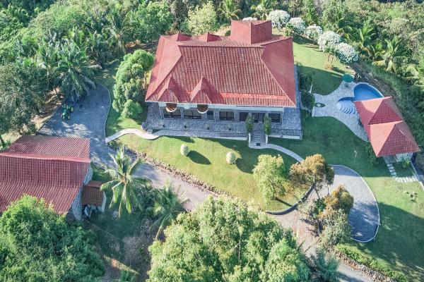 Panama estate w/marina,airstrip & resort potential