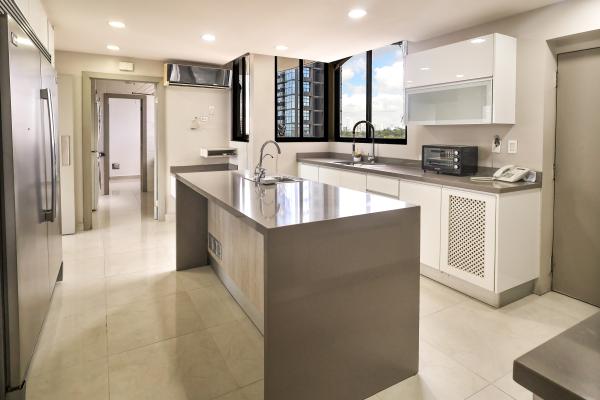 Apartment for sale in coco del mar oceanfront