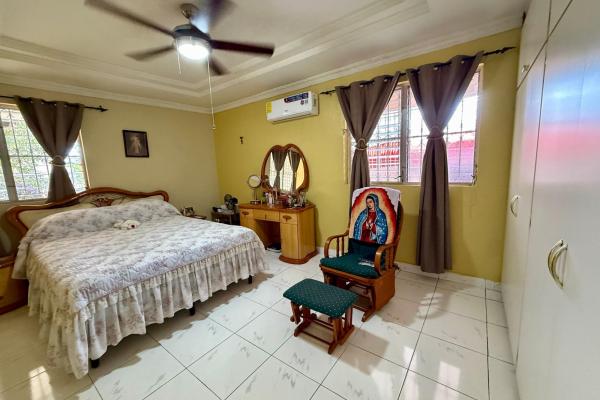 For sale house in el bosque