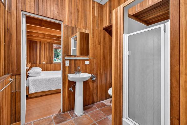 Finca frente al río bambito en venta | volcán panamá