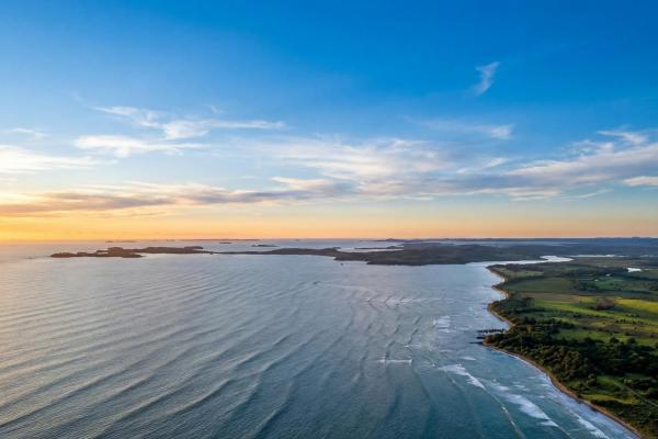 Beachfront estate on 1.5 hectares in playa nanzal
