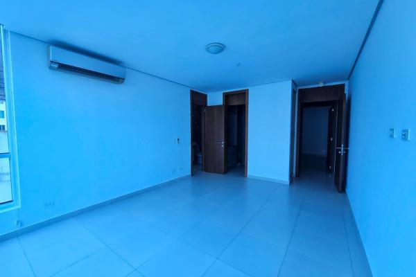 Se vende apartamento marbella 47, reposeído