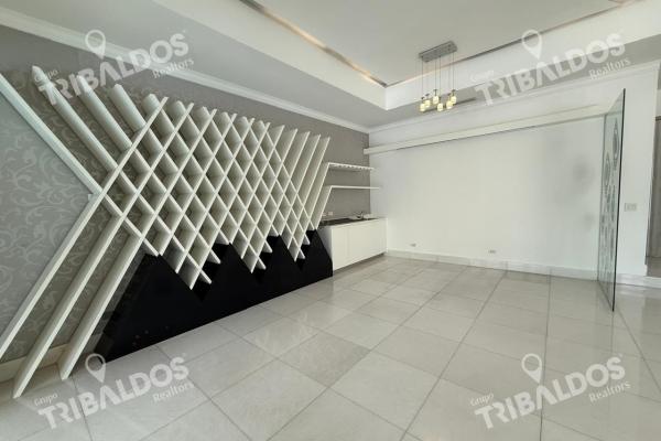 Sale of house in santa maria