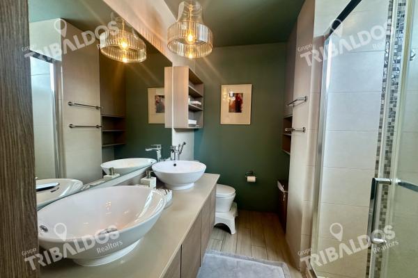 Venta de espectacular apartamento rentando en ph maui costa del este rentando
