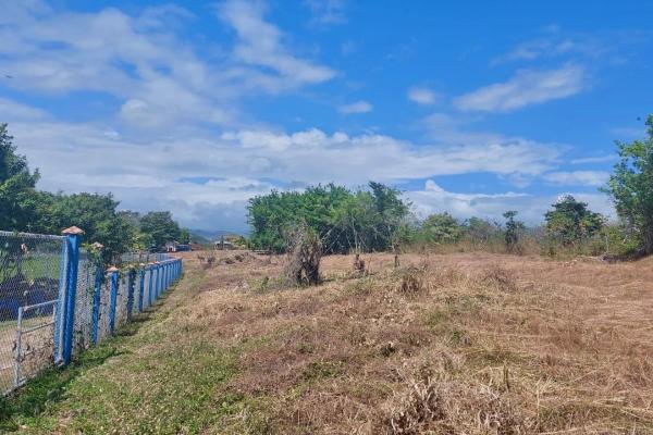 Project in lajas with permit for a development