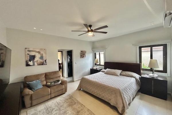 Spectacular house for sale in sunset coast