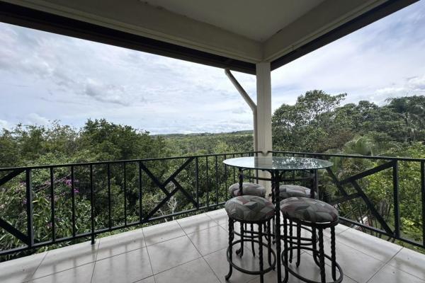 Condominio de 2 rec. en los molinos boquete