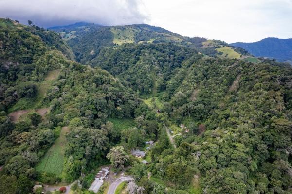 Finca histórica de montaña | tierras altas, volcán