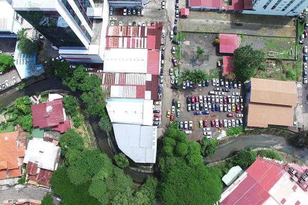Venta de terreno en via brasil