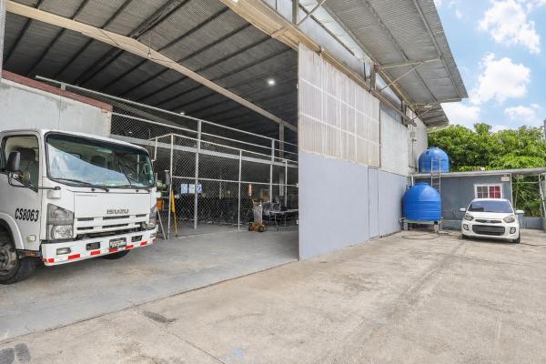 Venta de galera con mezzanine en pacora