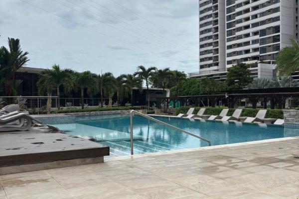 Apartment for sale in condado del rey tower 700