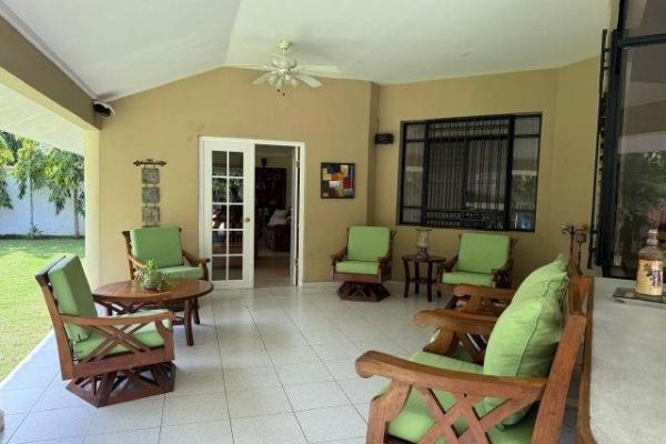 Dos mares, family home with large garden and excel