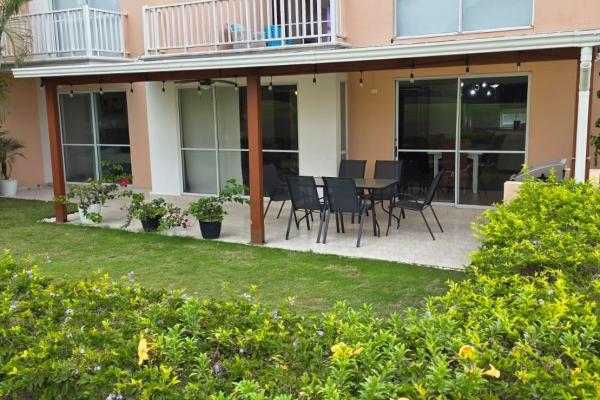 Townhouse en esquina en costa blanca viĺlas decameron