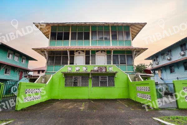 Building for sale in colon