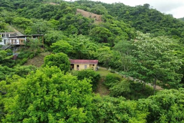 Centrally-located lot with 2 rental studios
