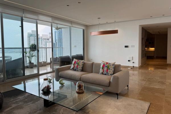 Q tower en punta pacifica