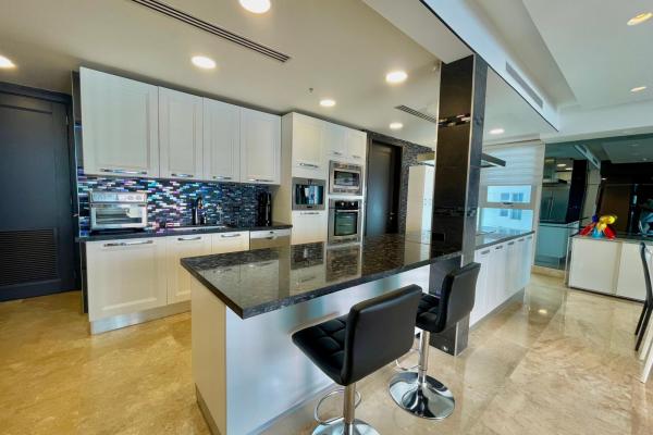 Se vende apartamento en ph q tower, punta pacifica