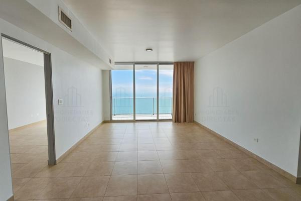 Apto en venta con vista al mar en h2o